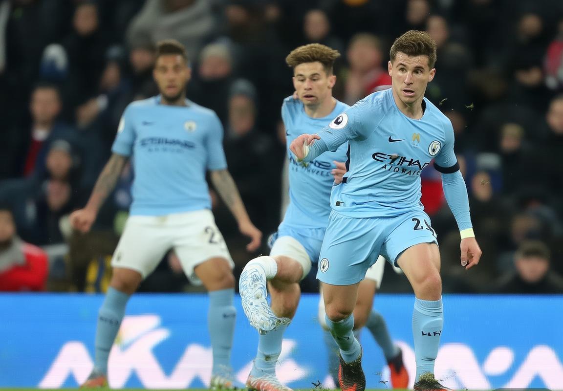 英超曼城vs热刺与意甲AC米兰vs尤文图斯焦点赛事前瞻分析